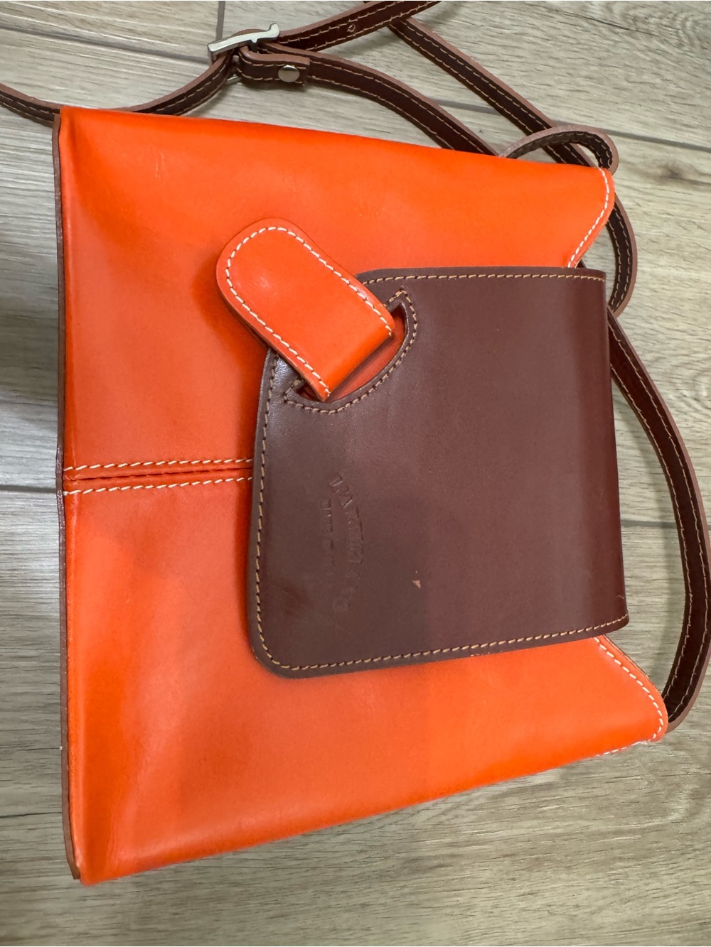L'Artigiano Artigiano Leather Crossbody Bags for Women